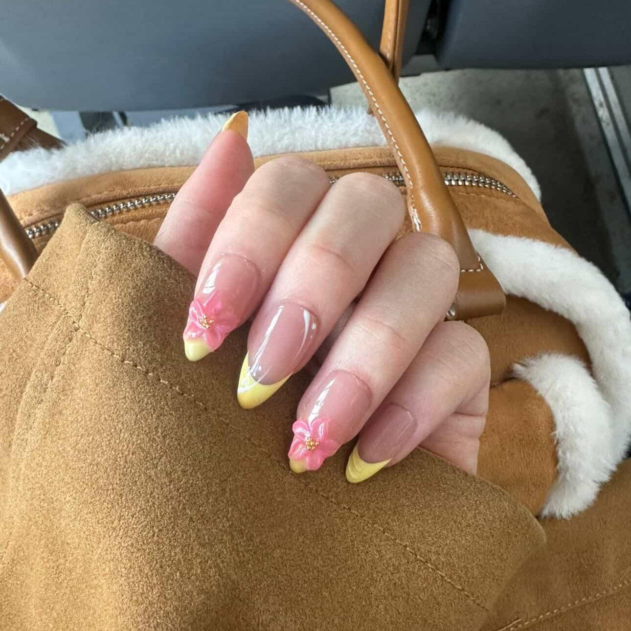 Lemon Blush 🍋🌸