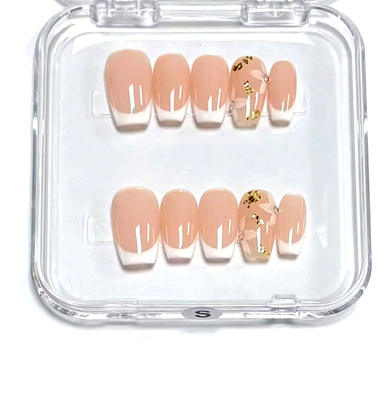 Champagne Blush 🥂🤍